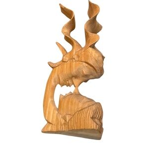 Handmade Indonesian Romantic Couple‎ Kissing Wavy Hair Wood Sculpture
